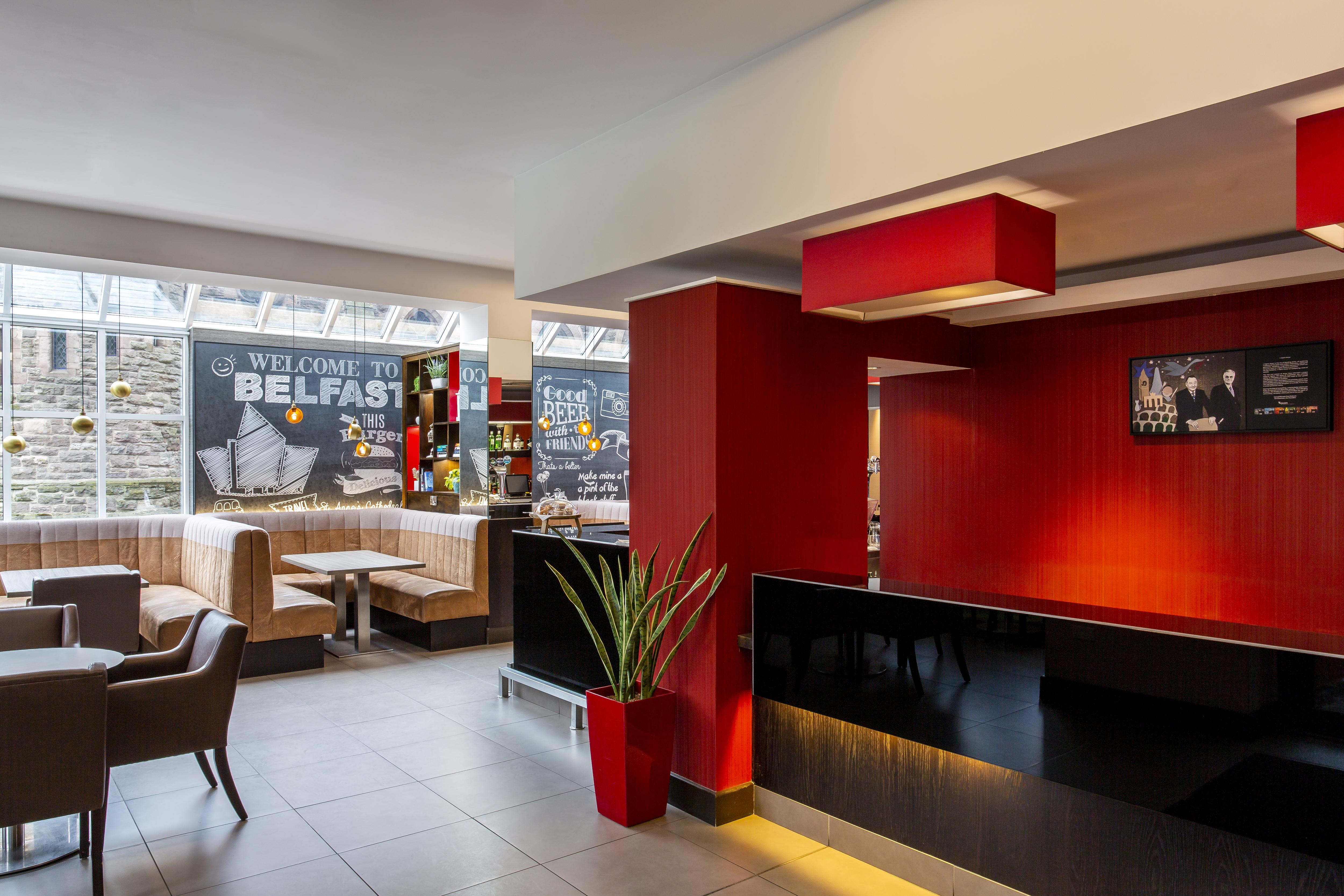 Ibis Belfast Queens Quarter Hotel Ngoại thất bức ảnh